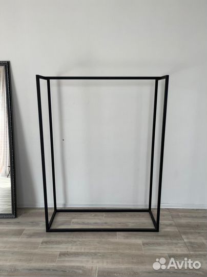 Вешалка напольная, рейл для одежды