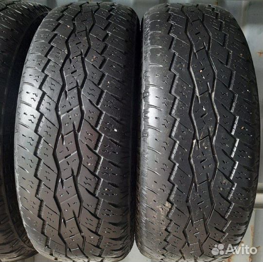 Toyo Open Country A/T 215/65 R16