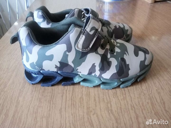Кроссовки Новые, р. 30