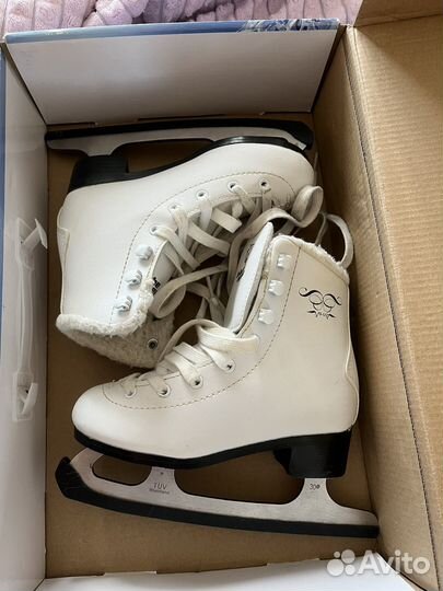 Коньки фигурные 30 размер