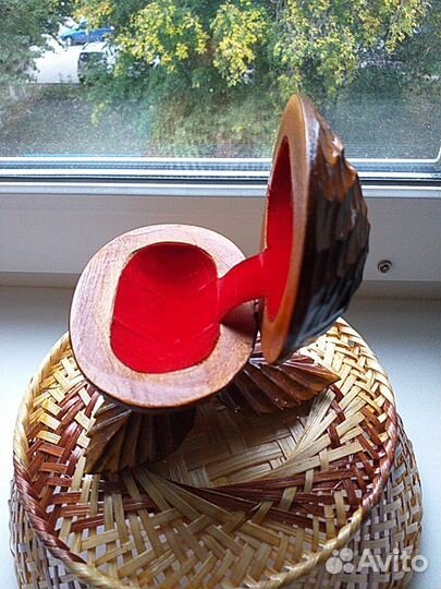 Статуэтка - шкатулка