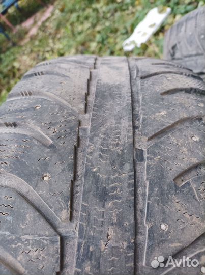 Bridgestone Ice Cruiser 7000 225/60 R17