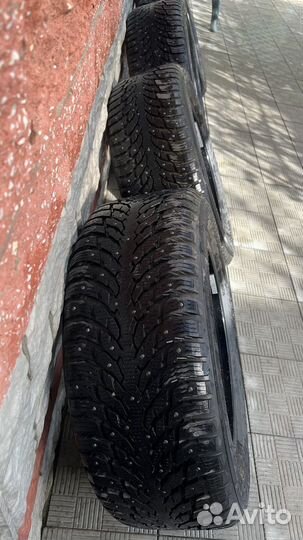 Nokian Tyres Hakkapeliitta 9 SUV 275/50 R20 113N