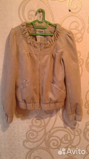 Женская ветровка