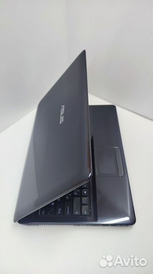 Ноутбук Asus Core i3, 4Gb, Radeon HD, SSD