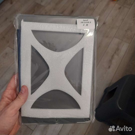 Чехол на iPad 7