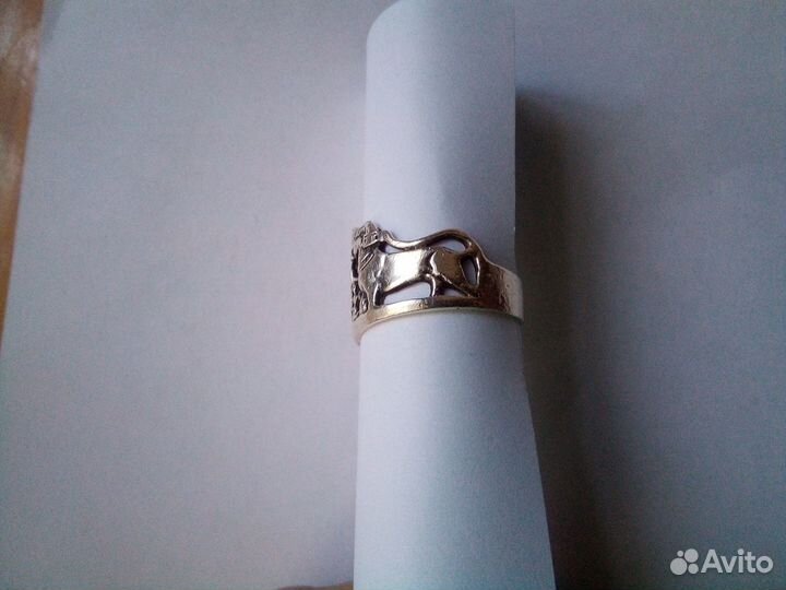 Кольцо серебряное хюз