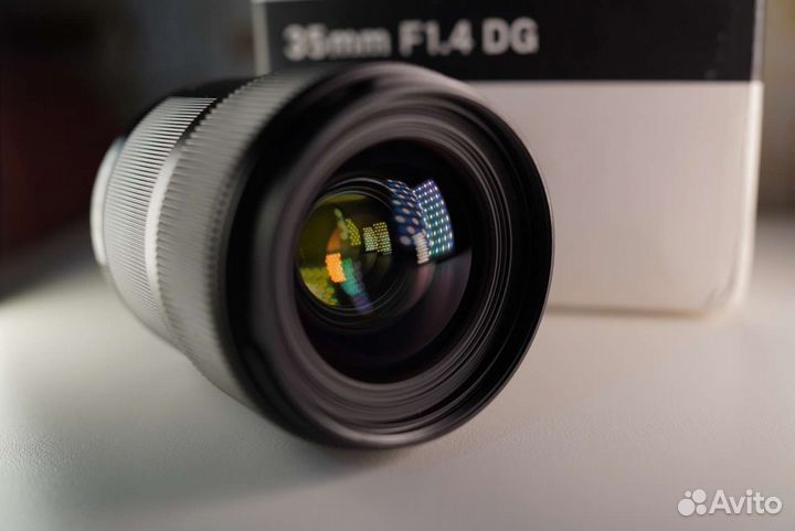 Sony/minolta A Sigma 35mm f/1.4 DG Art