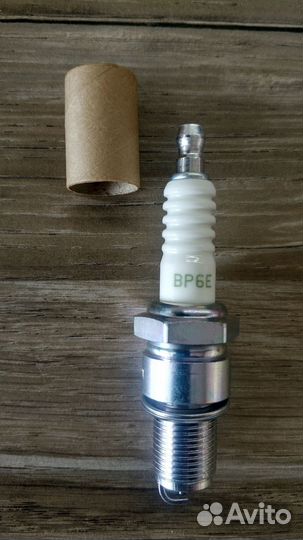 Свечи зажигания NGK BP6E N4