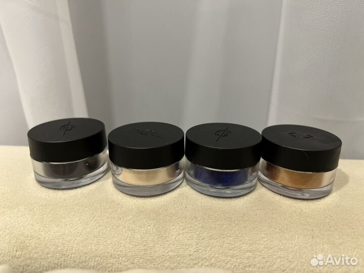 Тени для век Make up Forever