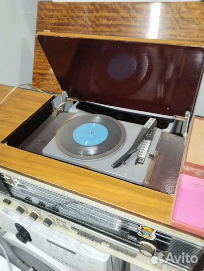 Радиола Кантата 204