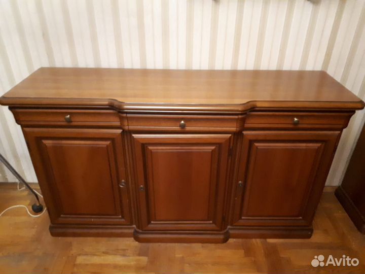 Комод, Италия. Натуральное дерево