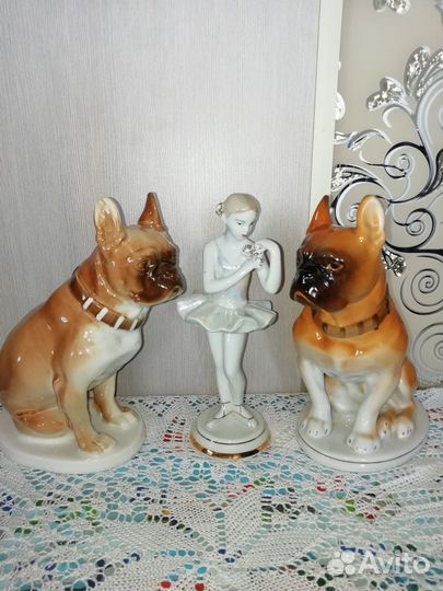 Фарфоровые статуэтки