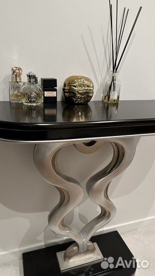 Консоль дизайнерская DG home