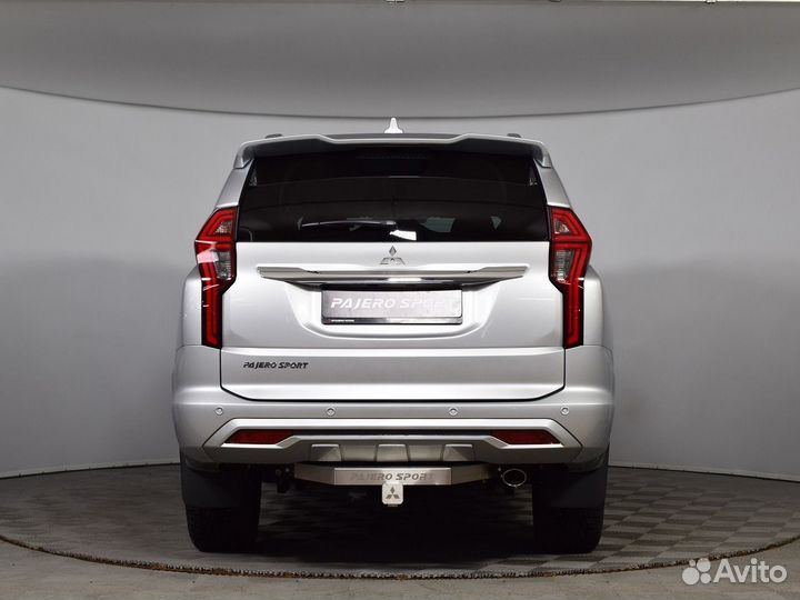 Mitsubishi Pajero Sport 2.4 AT, 2022