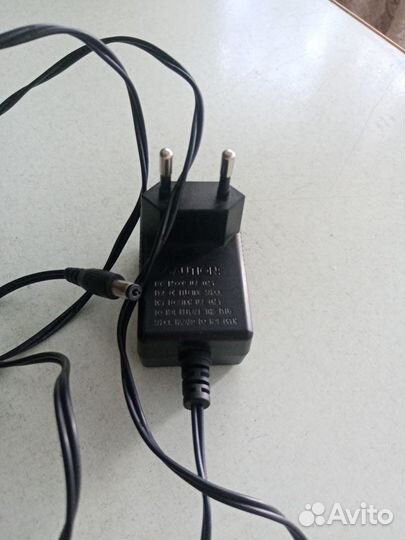 Адаптеры сетевые: AC/DC : 7,5 V; 3,7V; 15V;