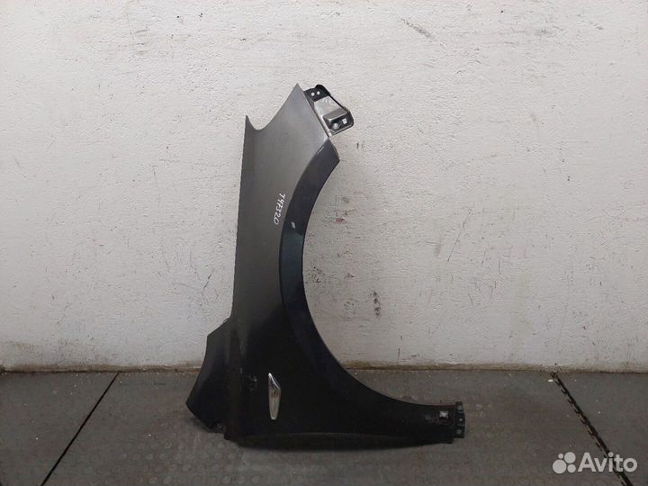 Крыло Suzuki Kizashi, 2012