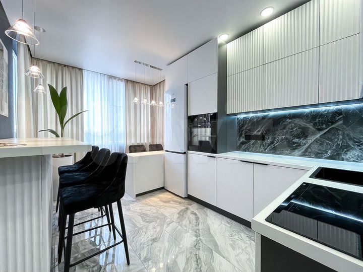 Квартира-студия, 33,3 м², 14/25 эт.