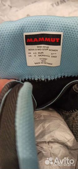 Трекинговые ботинки женские Mammut