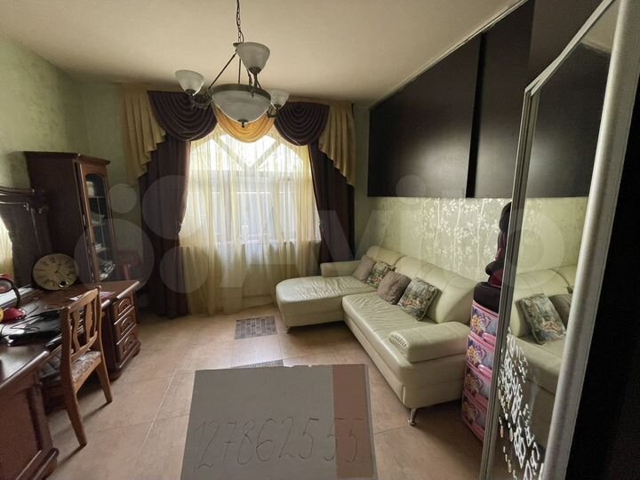 Дом 360 м² на участке 6 сот.