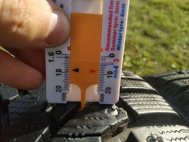 Pirelli Formula Ice 215/50 R17 95T