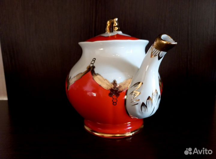 Часть чайного сервиза 