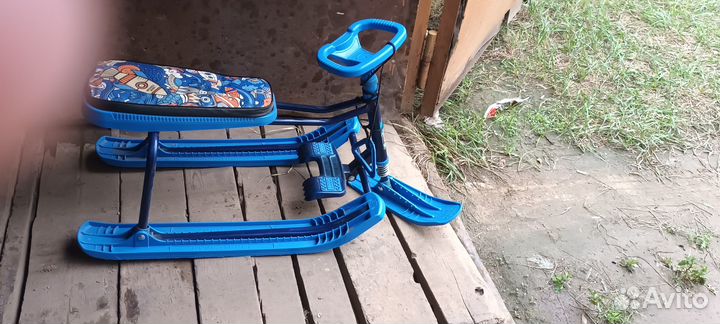 Детский снегокат