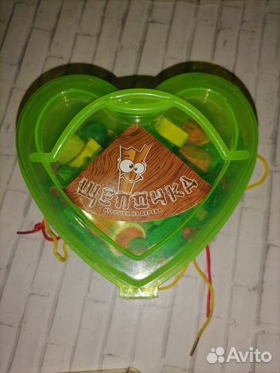 Шнуровка деревянная