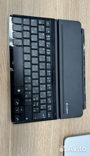 Клавиатура Logitech Ultrathin Keyboard Cover i5