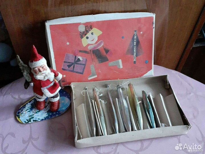 Санта Клаус и гирлянда СССР