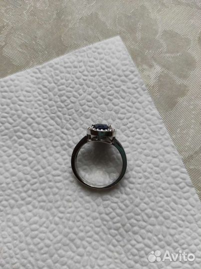 Серебряное кольцо