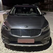 Kia Carnival 2.2 AT, 2017, 178 000 км, с пробегом, цена 2 750 000 руб.