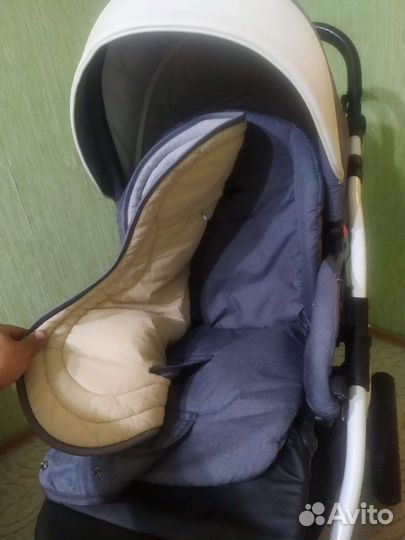 Прогулочная коляска 2 в 1