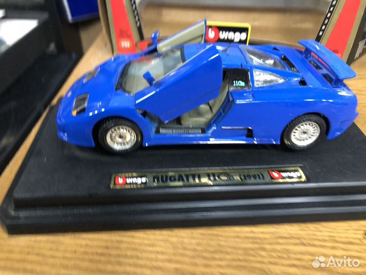 Модель aвто 1:24 bugatti 11 burago