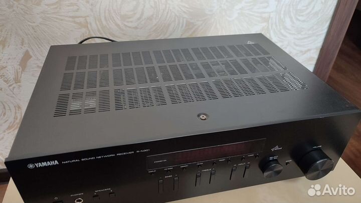 Yamaha R-N301