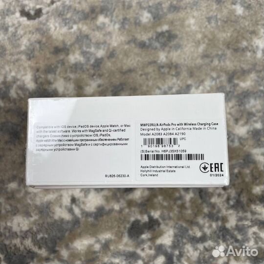 Наушники Apple AirPods Pro