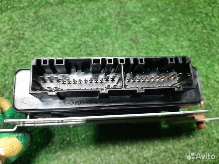 Блок управления ABS Honda CR-V 1 (RD3) 2001