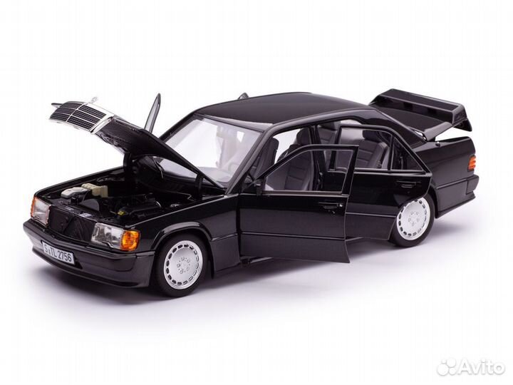 Mercedes-Benz 190E 2.3-16 W201 (Norev 1:18)