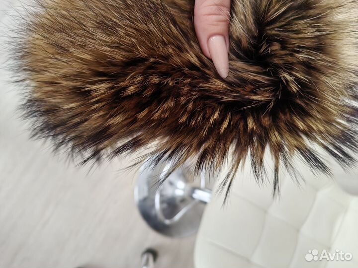 Меховой воротник из енота