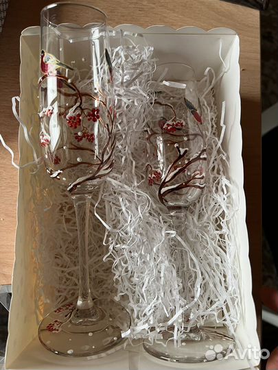 Бокалы для шампанского с росписью свадебные