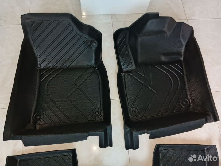 Авто салонные коврики комплект черные новые
