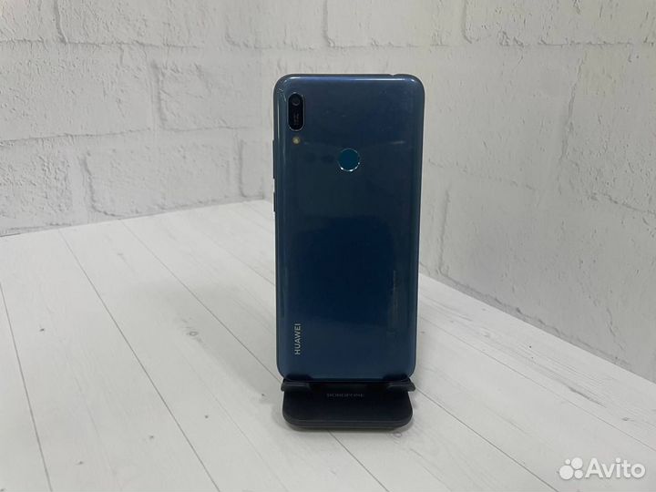 HUAWEI Y6 (2019), 2/32 ГБ