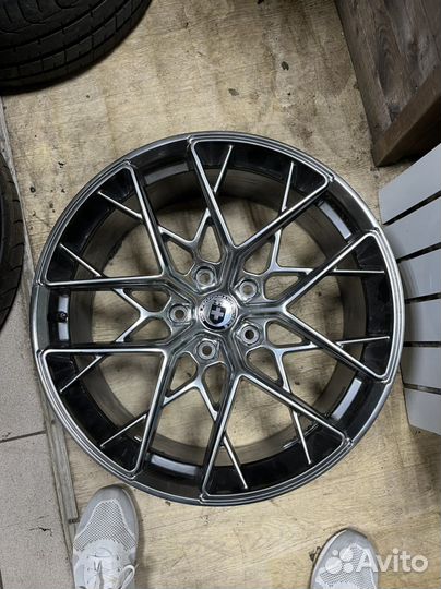 Диски HRE FF10 (RimZona) 8.5J X 19 ET35 5X120