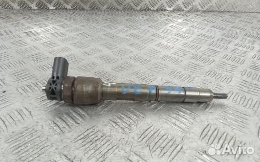 Форсунка дизельная audi A4 B8 (DEA33AL04)