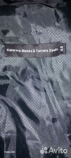 Куртка демисезонная женская 42 44 новая