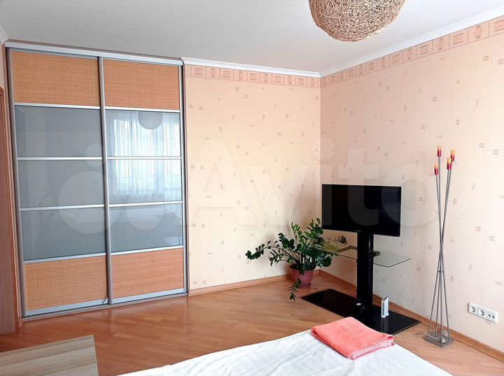 1-к. квартира, 70 м², 7/12 эт.