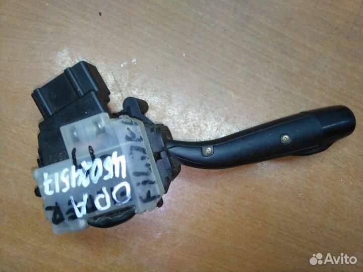 Подрулевой переключатель правый Toyota Opa 2000