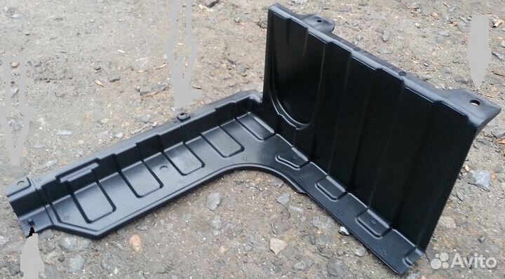 Кожух защитный двс правый и левый Solaris Rio 3