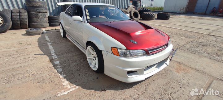 Toyota Mark II 2.5 AT, 1996, 30 000 км