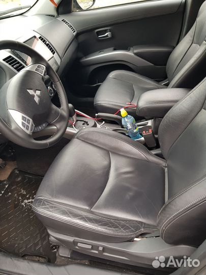Mitsubishi Outlander 2.4 CVT, 2011, 104 817 км